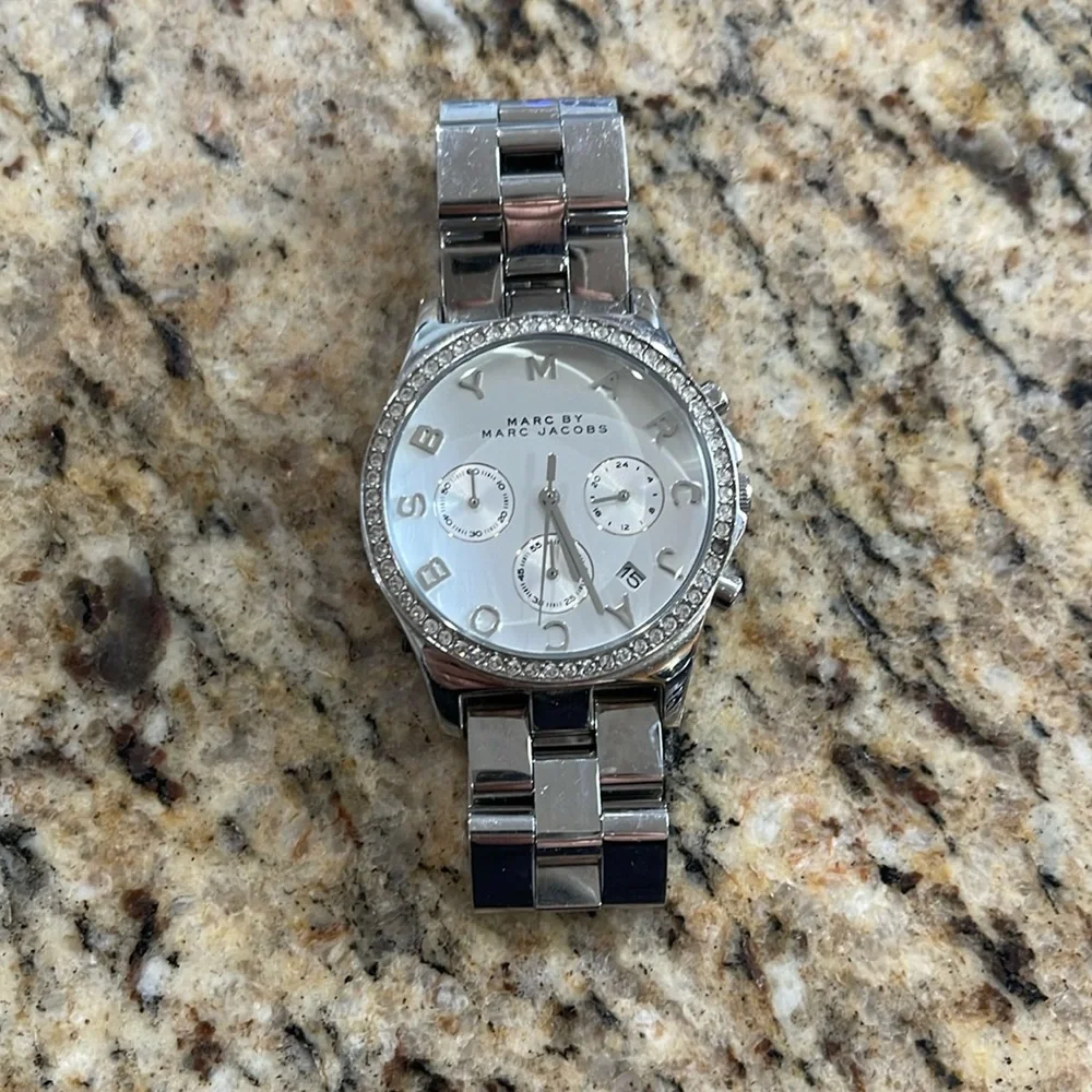 Marc Jacob’s Watch - Picture 1 of 2